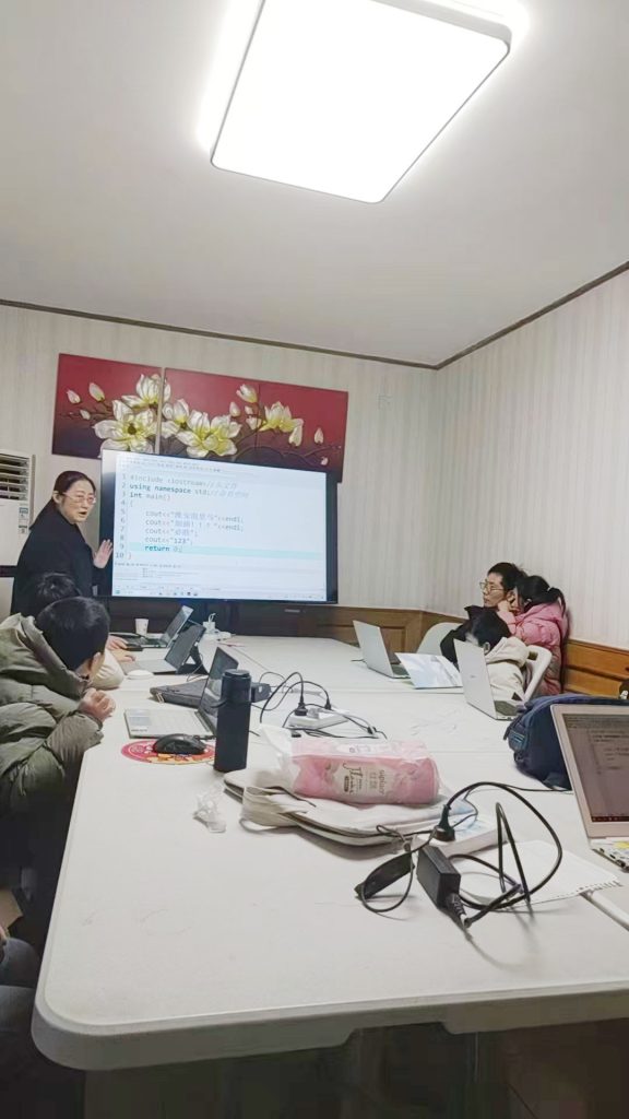 淮安贝迪C++教学现场2